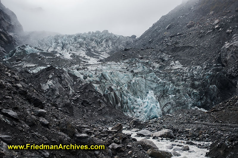 ice,glacier,mountain,hiking,foggy,overcast,slippery,blah,